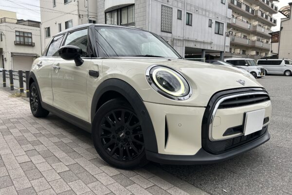 本日はMINIが2台ご成約となりました