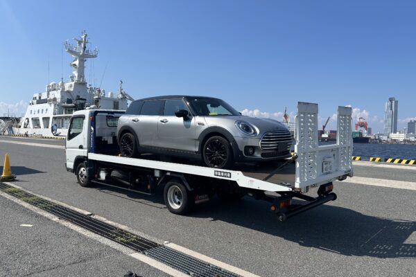 三菱ふそう　キャンターの積載車　今日は弊社でのラストランでした